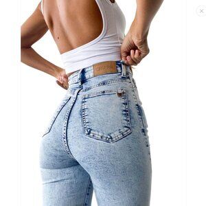 NWOT CHIPRE High waisted Light Blue Women's Jeans Size 26